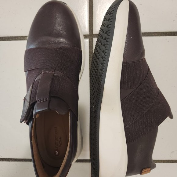 Unstructured By Clarks Womens Un Rio Strap Slip On Trainers Running Shoes - Picture 1 of 4